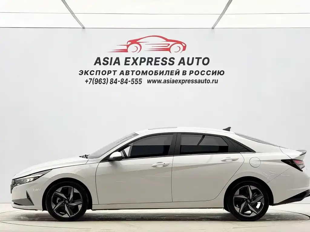 Hyundai Elantra 2023 из CN, фото 3