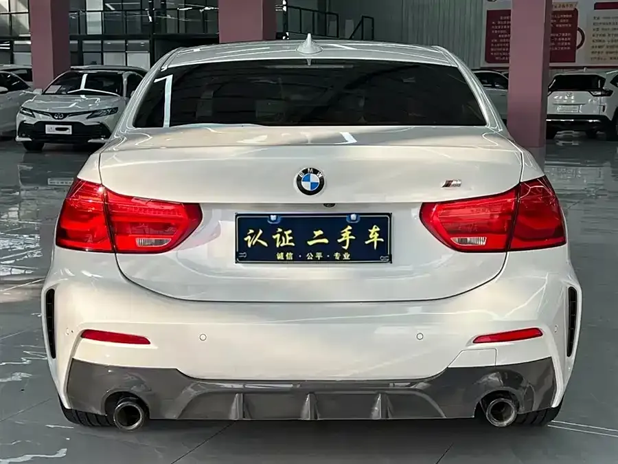 BMW 1 Series 2023 из CN, фото 2