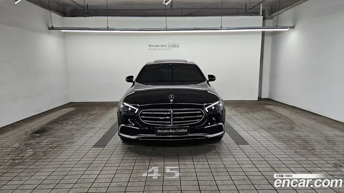 Mercedes-Benz E-Class 2023 из KR, фото 2