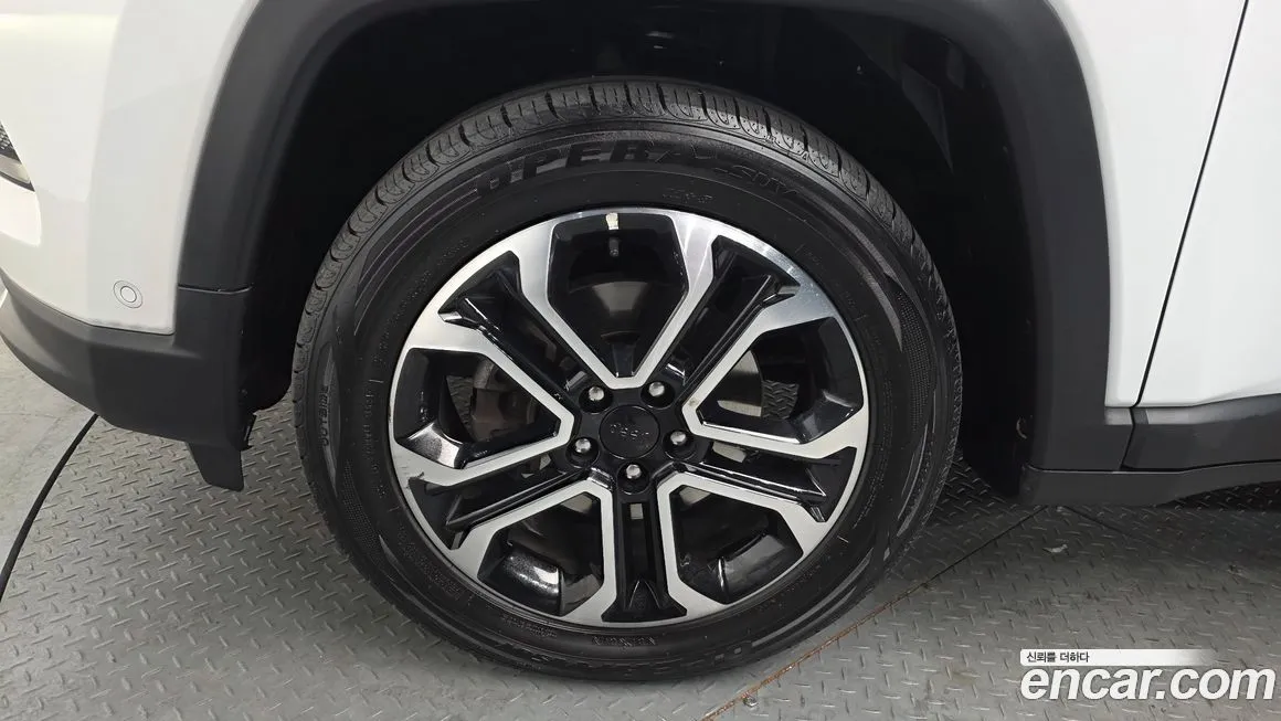 Jeep Compass 2022 из KR, фото 7