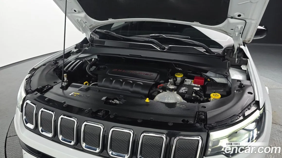 Jeep Compass 2022 из KR, фото 9