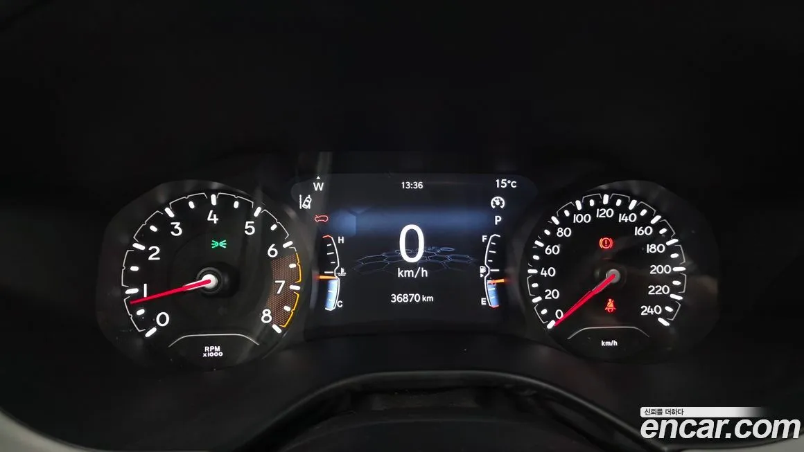 Jeep Compass 2022 из KR, фото 10