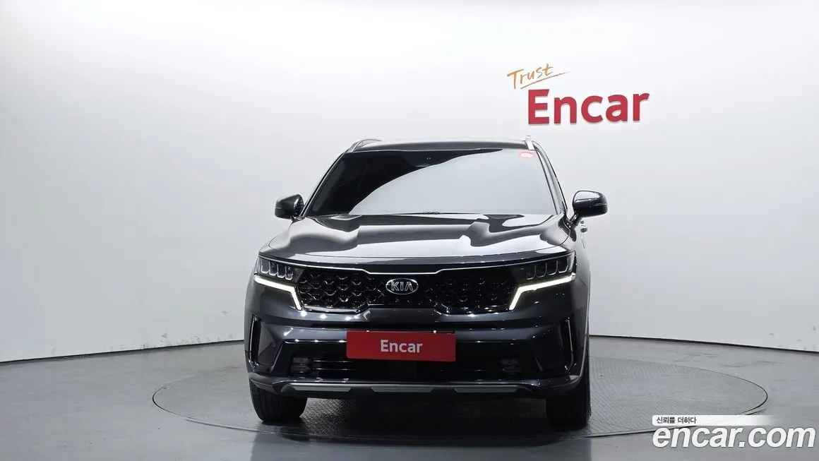 Kia Sorento — фото 6