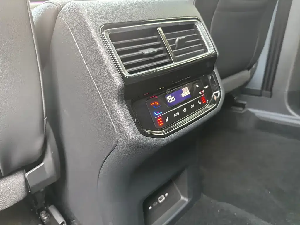 Volkswagen Teramont X 2024 из CN, фото 4