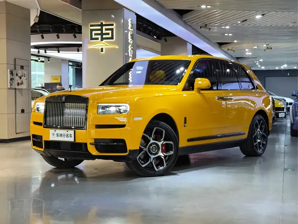 Rolls-Royce Cullinan — фото 1