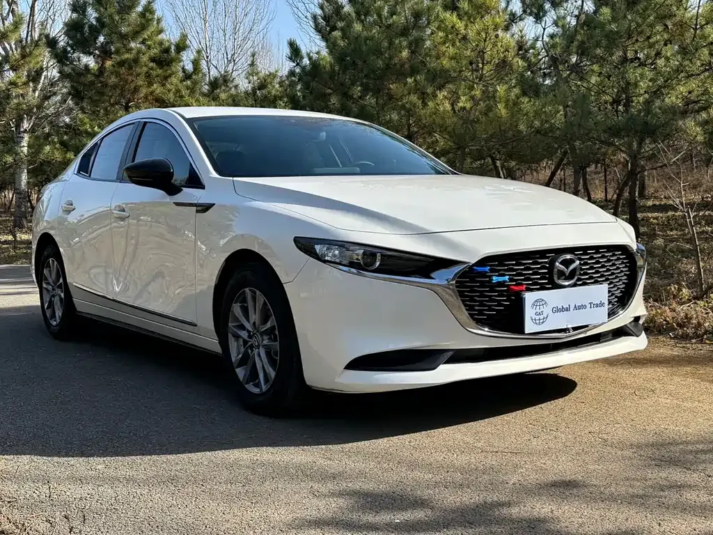 Mazda 3 Axela 2022 из CN, фото 4