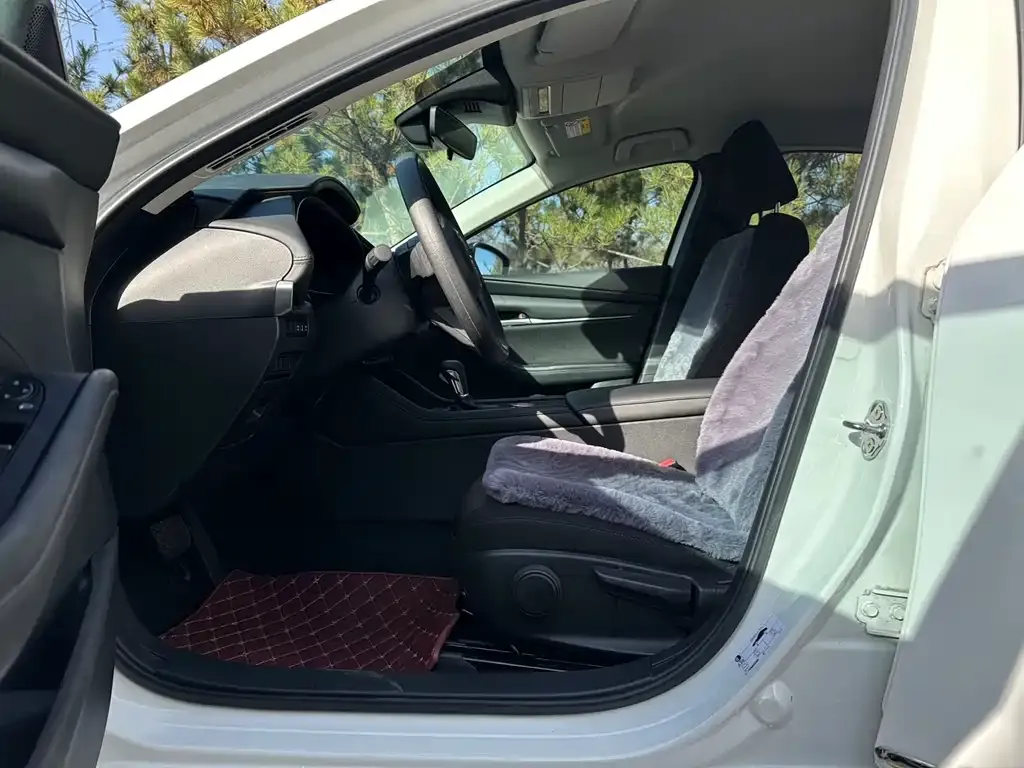 Mazda 3 Axela 2022 из CN, фото 5