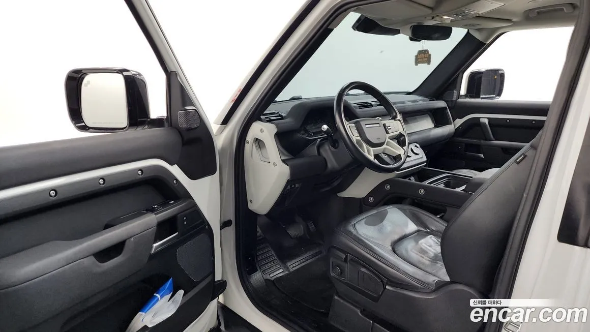 Land Rover Defender 2022 из KR, фото 10