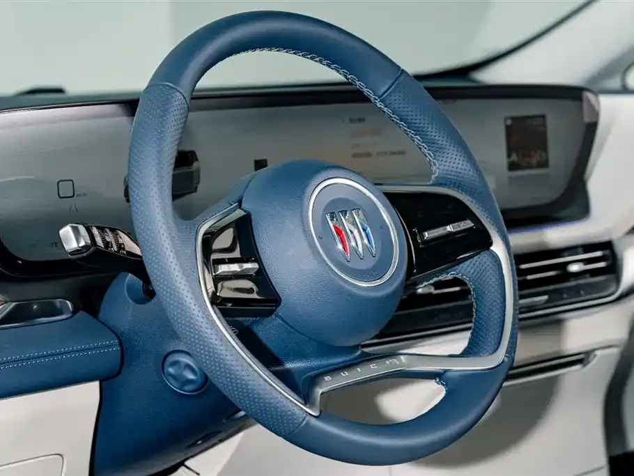 Buick Century 2025 из CN, фото 2