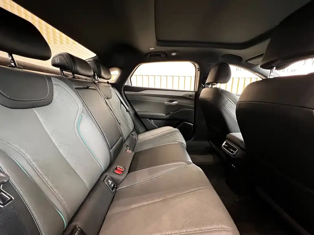 BYD Qin L 2025 из CN, фото 9