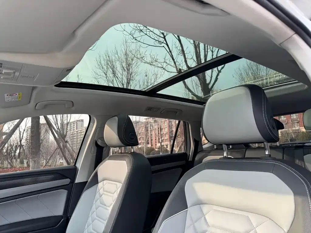 Volkswagen Tayron 2023 из CN, фото 2