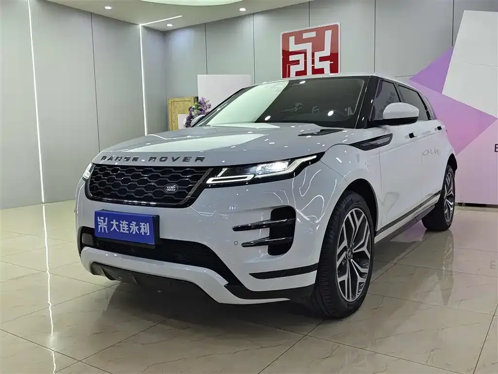 Land Rover Evoque — фото 1