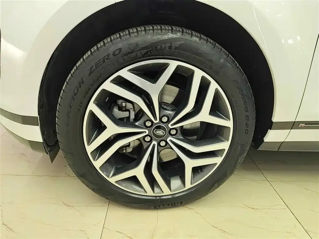 Land Rover Evoque — фото 4