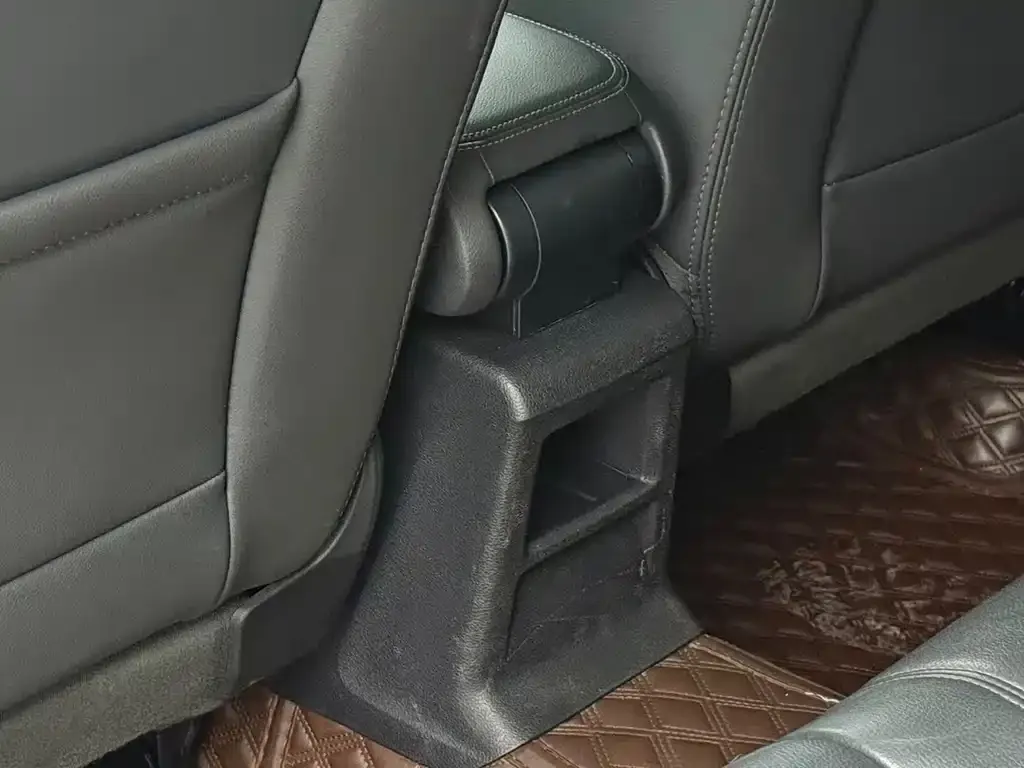 Audi Q2L 2022 из CN, фото 10