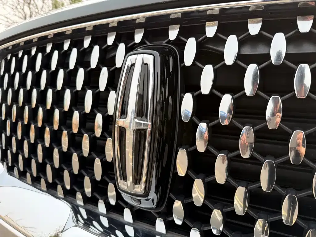 Lincoln Navigator — фото 2