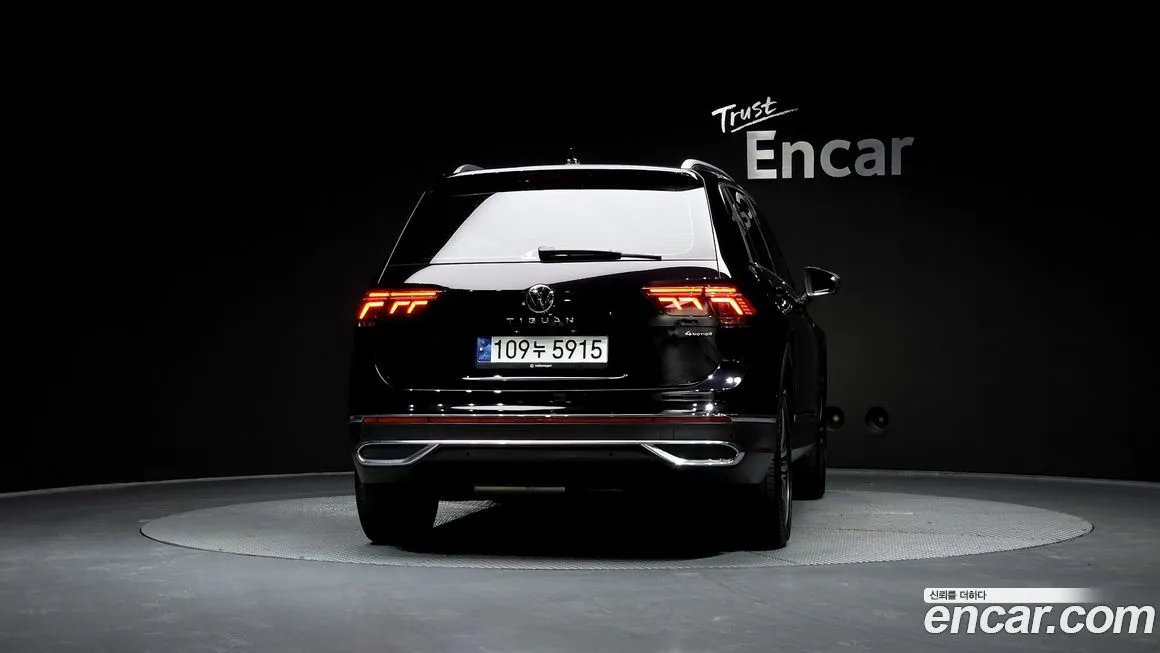 Volkswagen Tiguan — фото 2