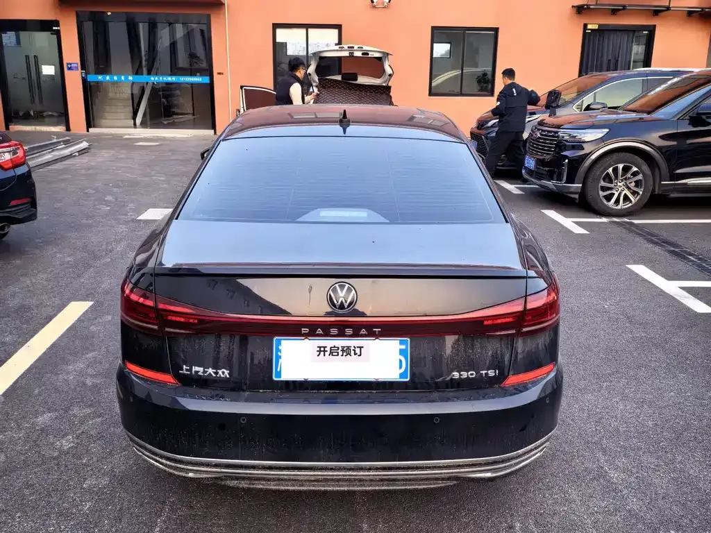 Volkswagen Passat — фото 5