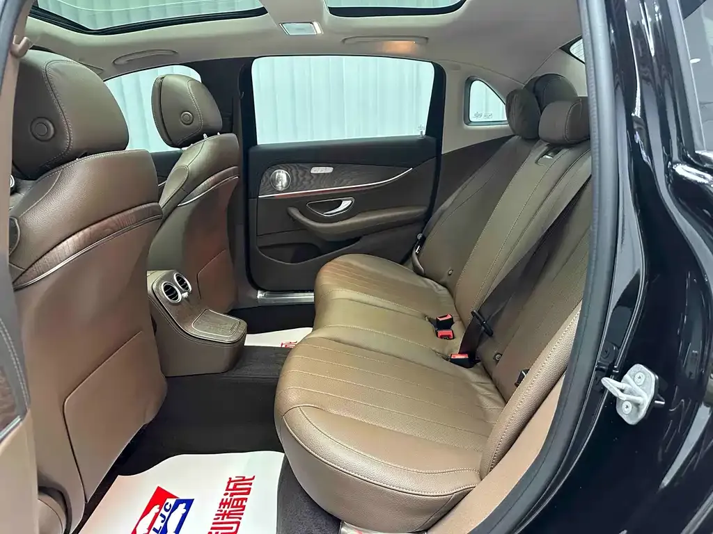 Mercedes-Benz E-Class 2023 из CN, фото 3