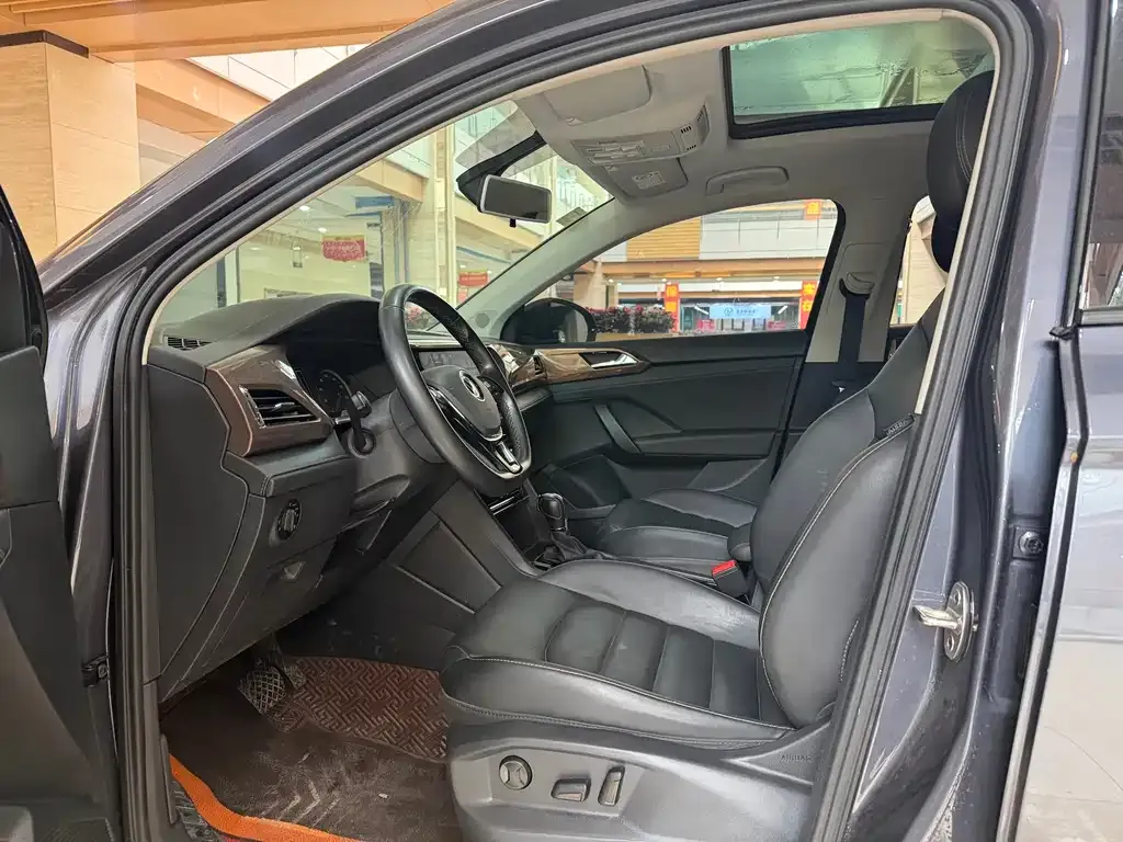 Volkswagen Tharu 2021 из CN, фото 8