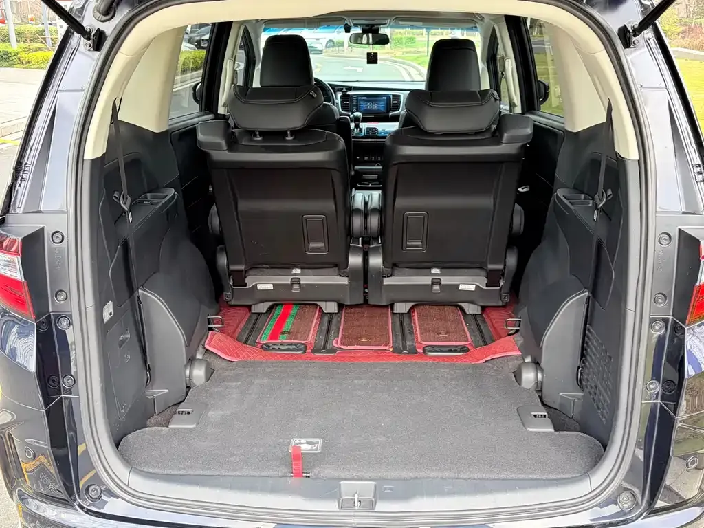 Honda Odyssey 2021 из CN, фото 7