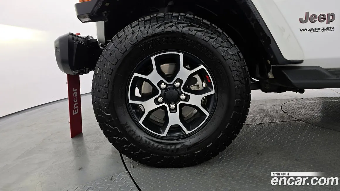 Jeep Wrangler 2022 из KR, фото 9