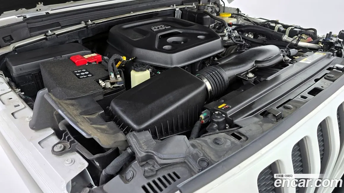 Jeep Wrangler 2022 из KR, фото 8