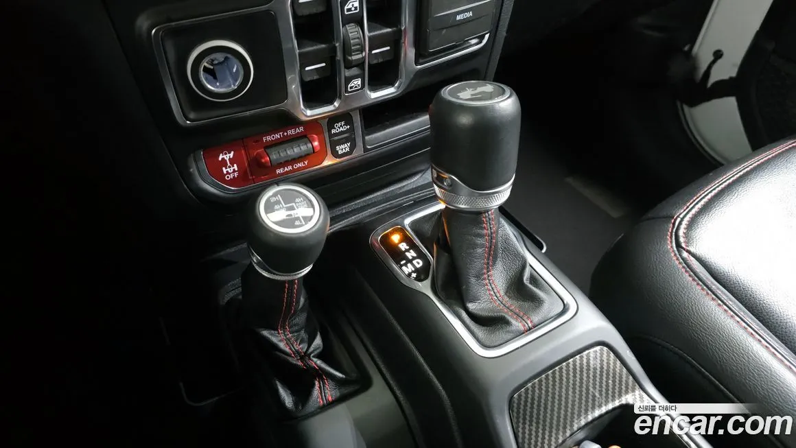 Jeep Wrangler 2022 из KR, фото 6