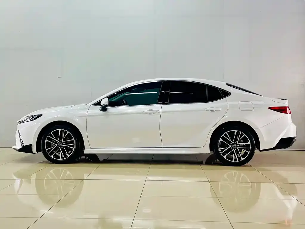 Toyota Camry 2026 из CN, фото 3