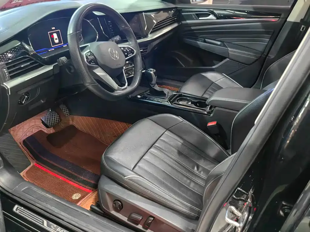 Volkswagen Passat 2023 из CN, фото 7