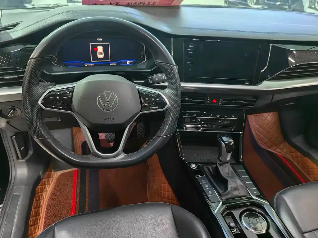 Volkswagen Passat 2023 из CN, фото 8