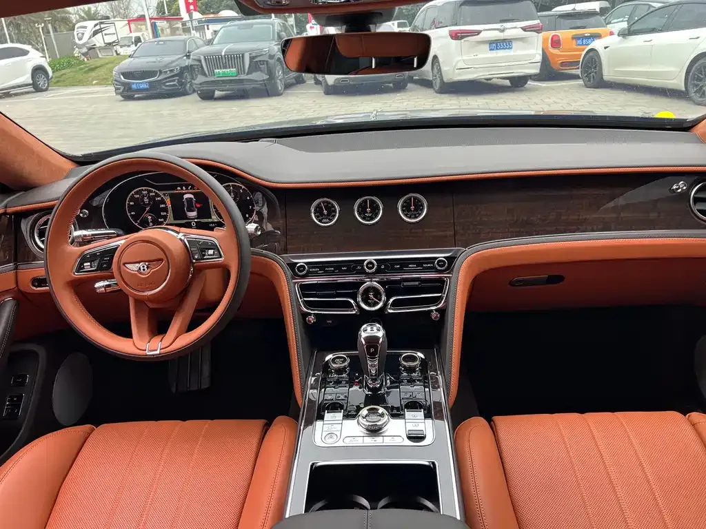 Bentley Flying Spur 2025 из CN, фото 5