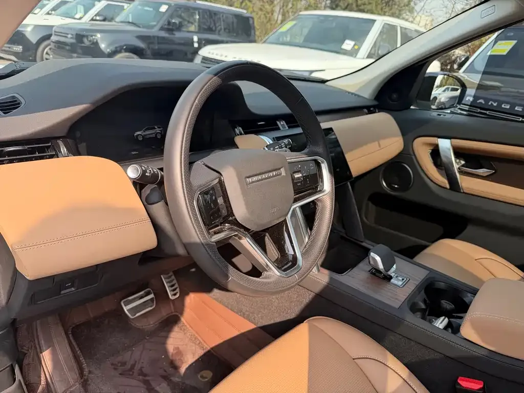 Land Rover Discovery Sport — фото 4