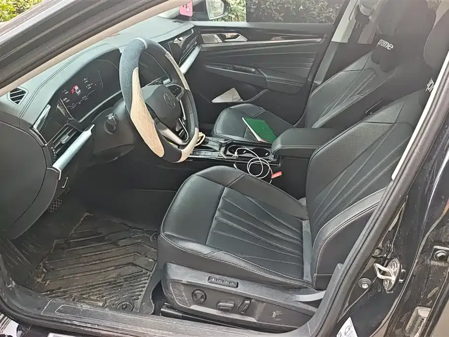 Volkswagen Passat 2024 из CN, фото 10
