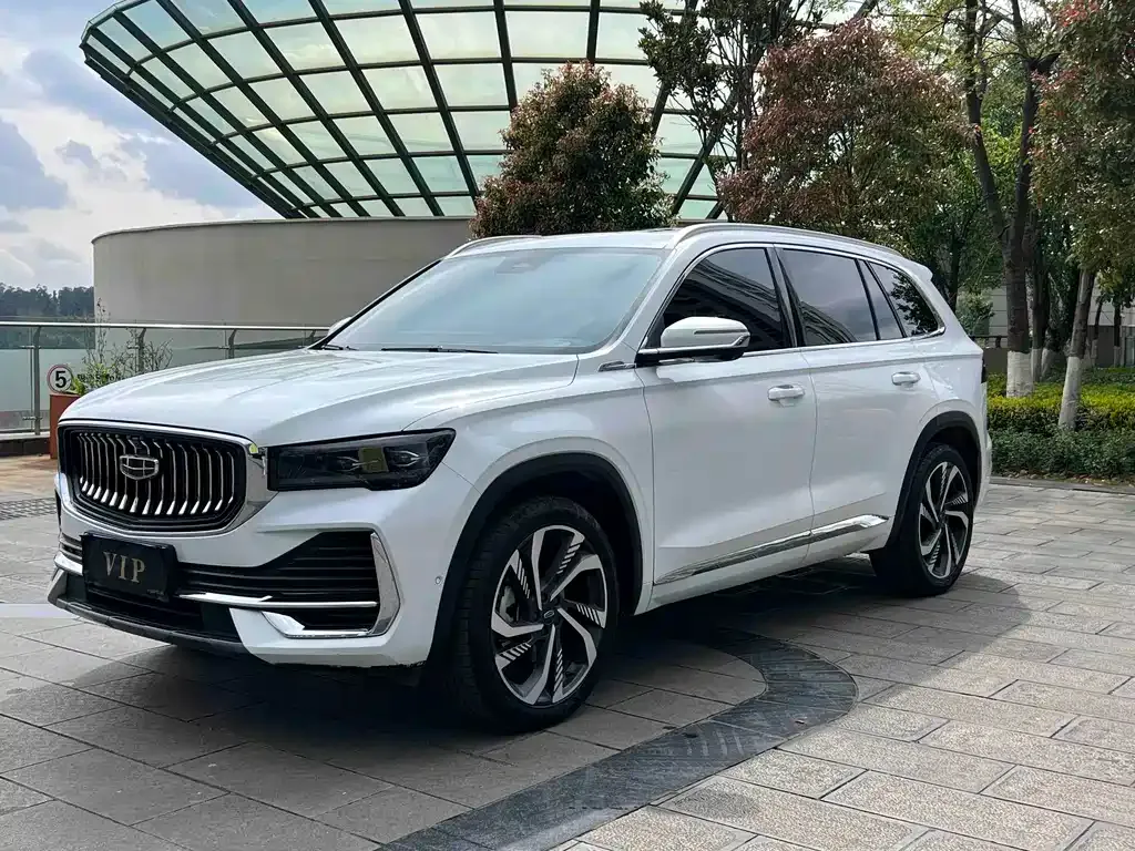 Geely Xingyue L — фото 1