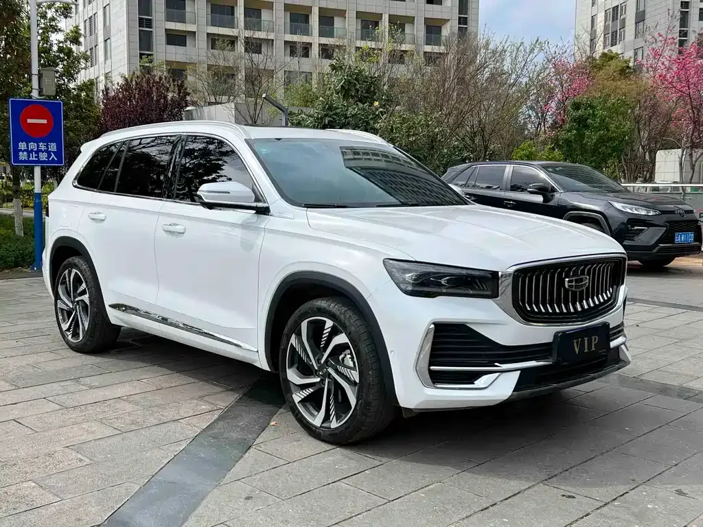 Geely Xingyue L — фото 3