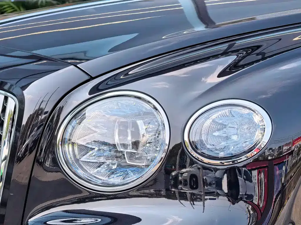 Bentley Flying Spur 2021 из CN, фото 2