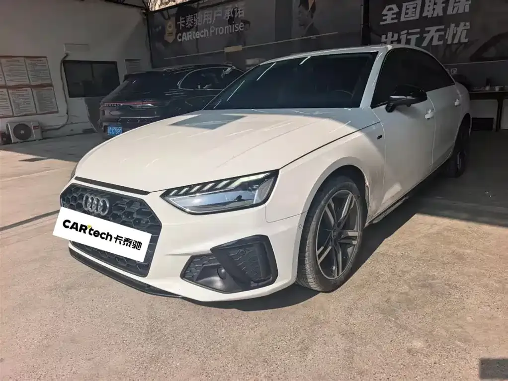 Audi A4L 2022 из CN, фото 1