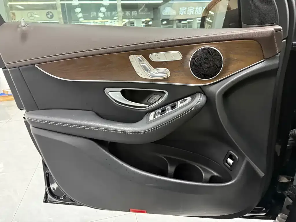 Mercedes-Benz GLC 2023 из CN, фото 9