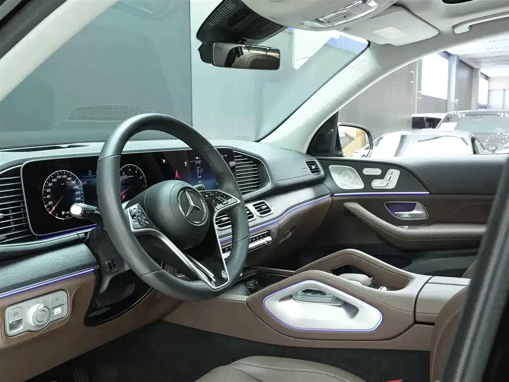 Mercedes-Benz GLE — фото 10