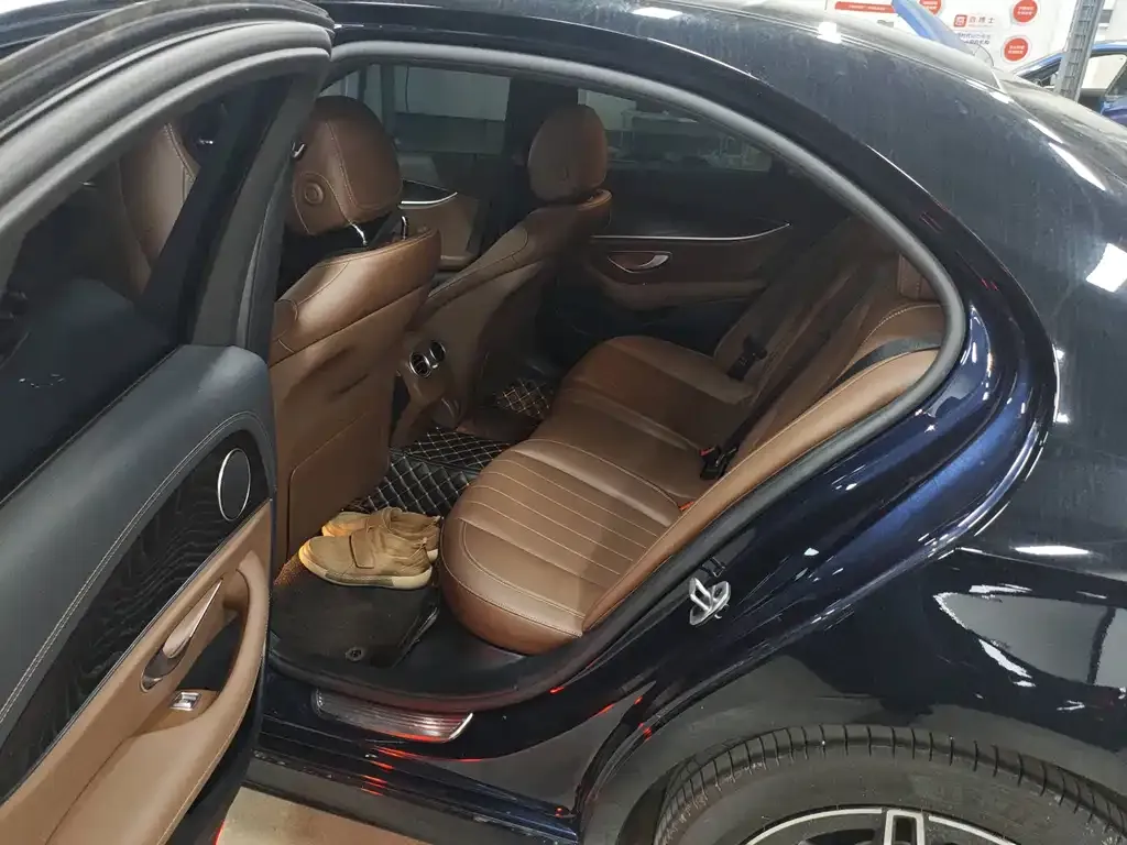 Mercedes-Benz E-Class (Import) 2023 из CN, фото 5