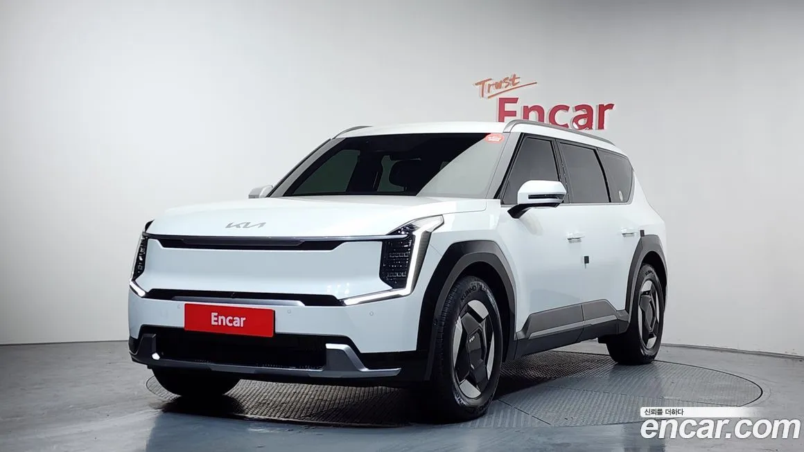 Kia EV9 2024 из KR, фото 1