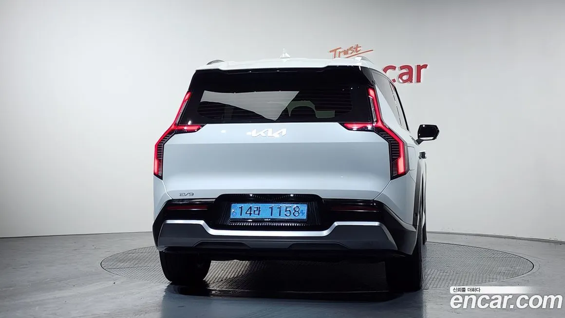 Kia EV9 2024 из KR, фото 3