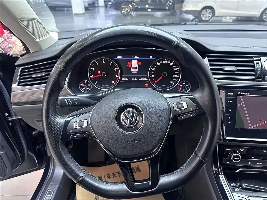 Volkswagen Phideon — фото 5