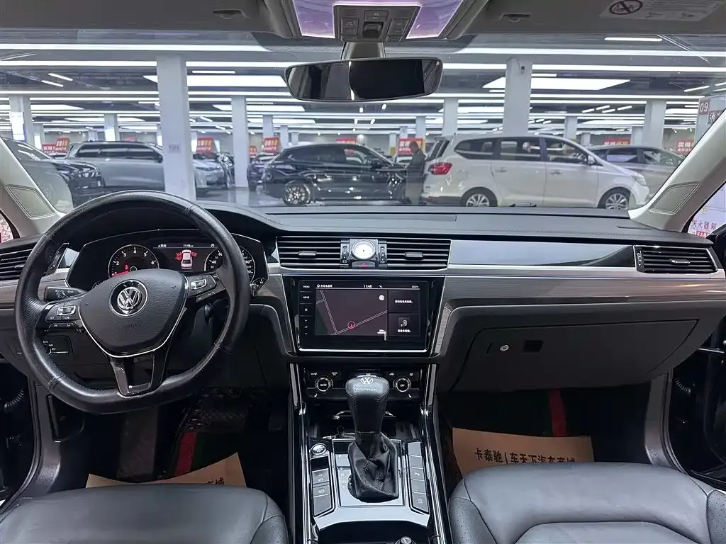Volkswagen Phideon — фото 8