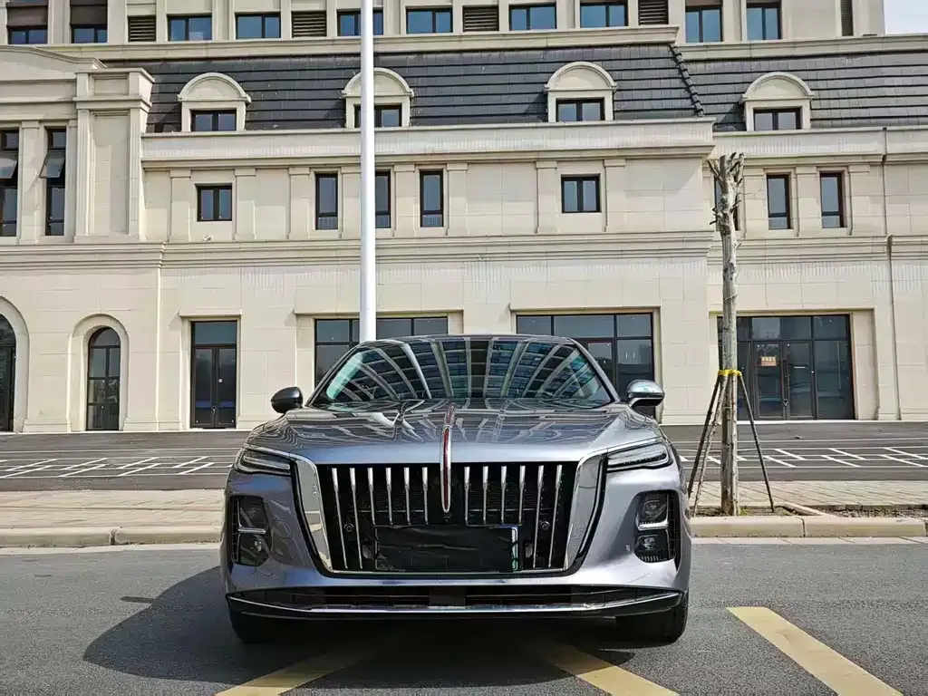 Hongqi H5 PHEV 2025 из CN, фото 5