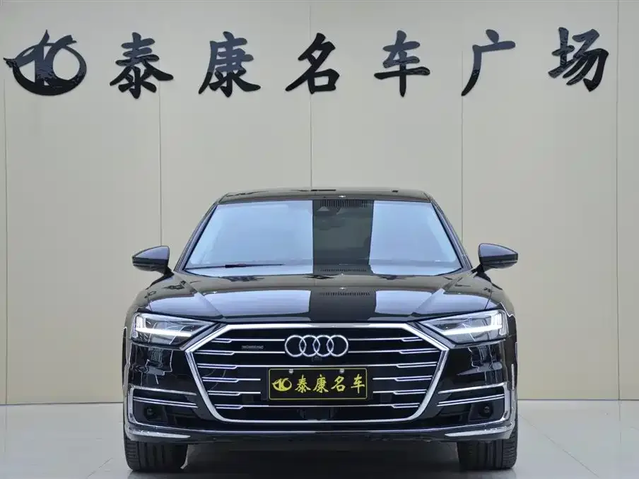 Audi A8 — фото 3