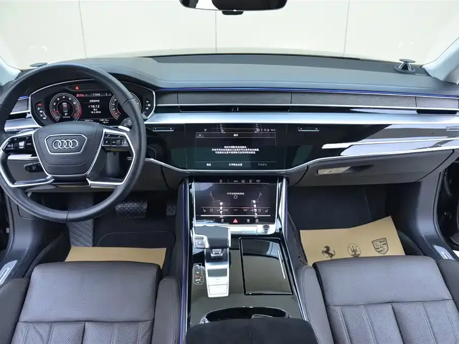 Audi A8 — фото 8