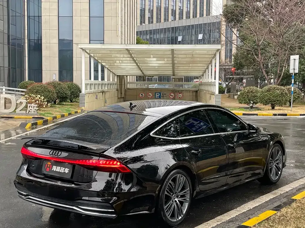 Audi A7 — фото 5