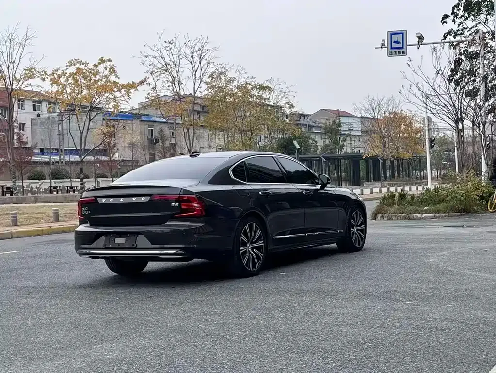 Volvo S90 2022 из CN, фото 8