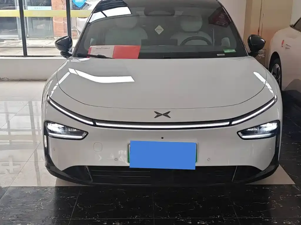 XPeng P7+ — фото 1